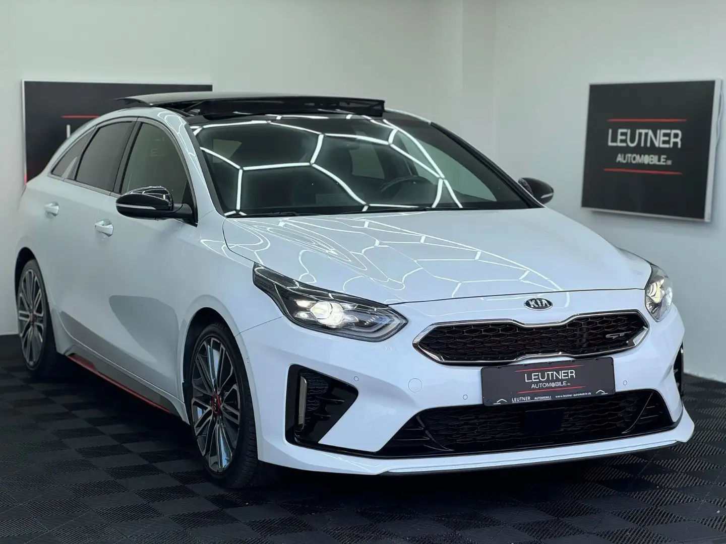 Kia ProCeed / pro_cee'd ProCeed GT*JBL*Pano*1.Hand Weiß - 1