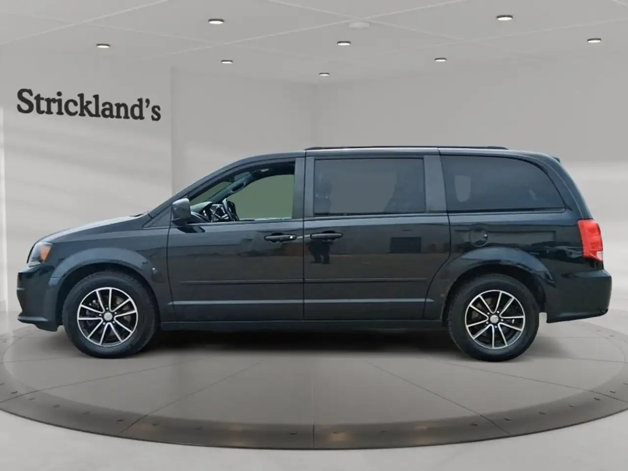 Dodge Grand Caravan photo Dodge Grand Caravan
