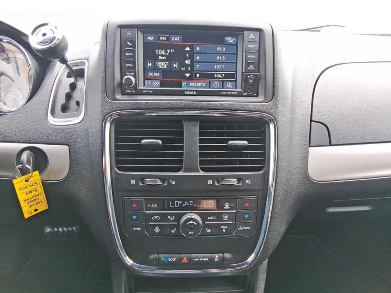 Dodge Grand Caravan photo Dodge Grand Caravan