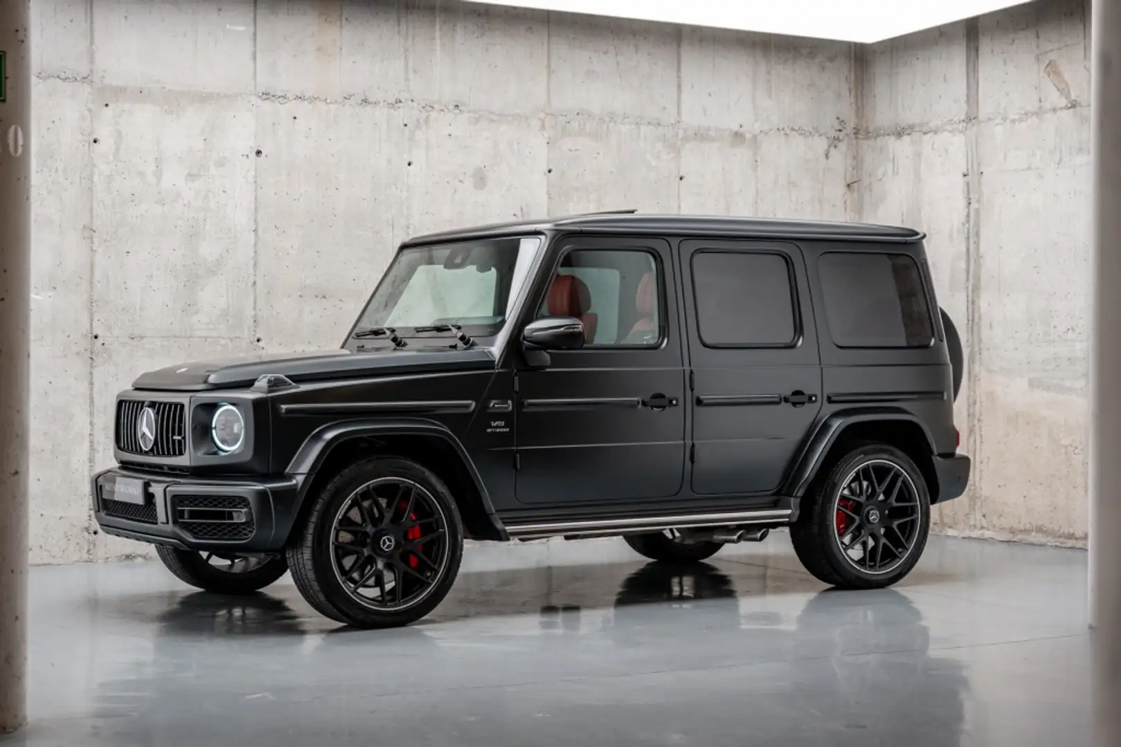 Mercedes-Benz G 63 AMG 4Matic 9G-Tronic Negro - 2