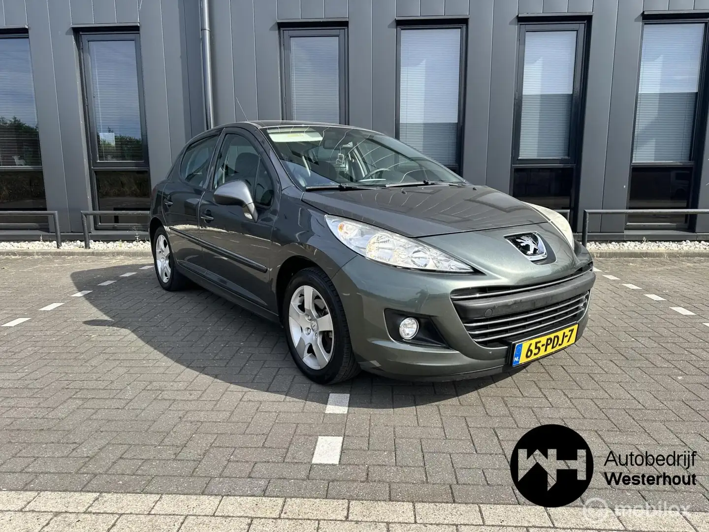 Peugeot 207 1.6 VTi XS Airco Parkeersensoren Nieuwe APK Grijs - 1