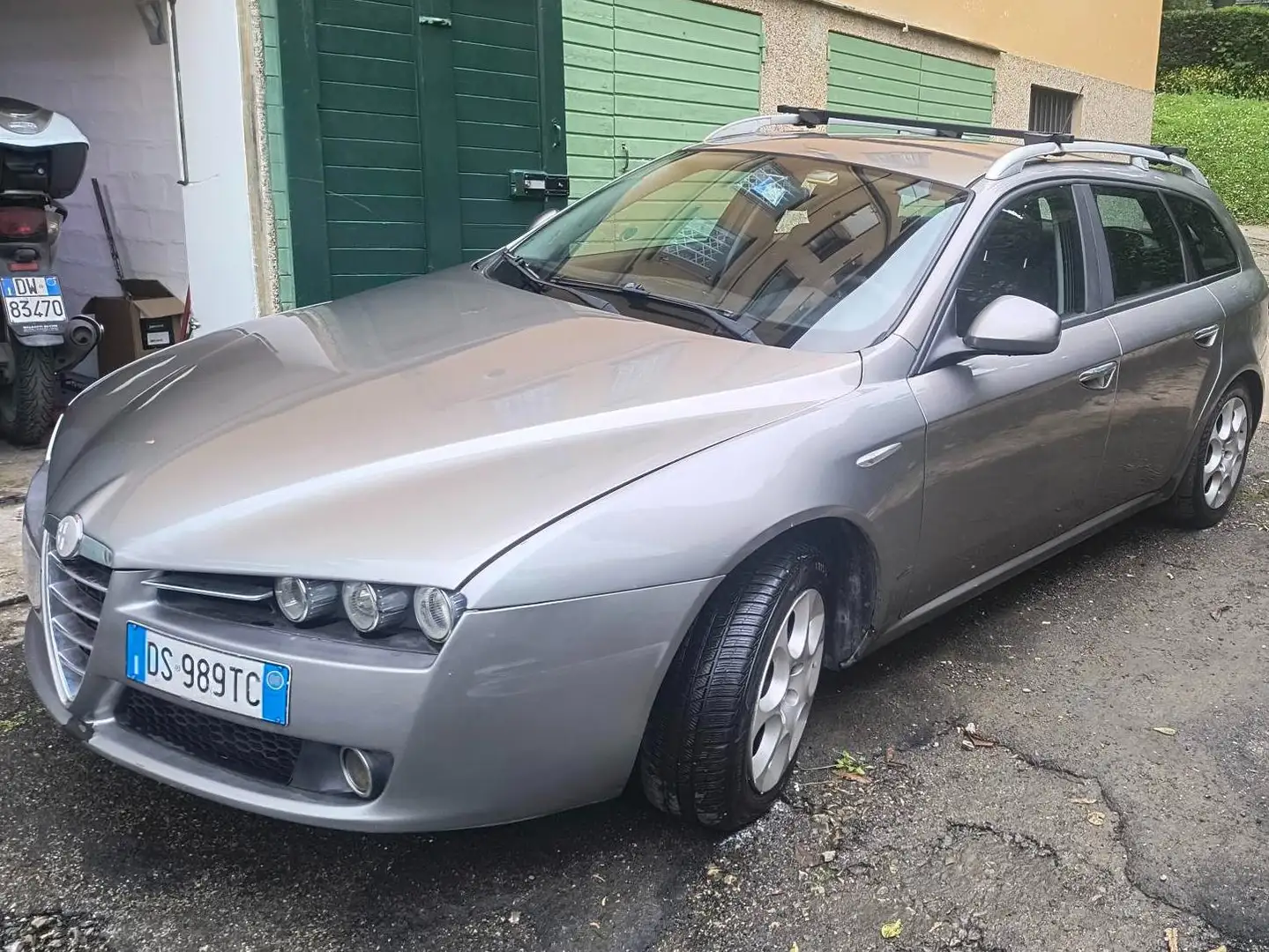Alfa Romeo 159 159 Sportwagon SW 1.8 Progression 140cv GPL Grijs - 2