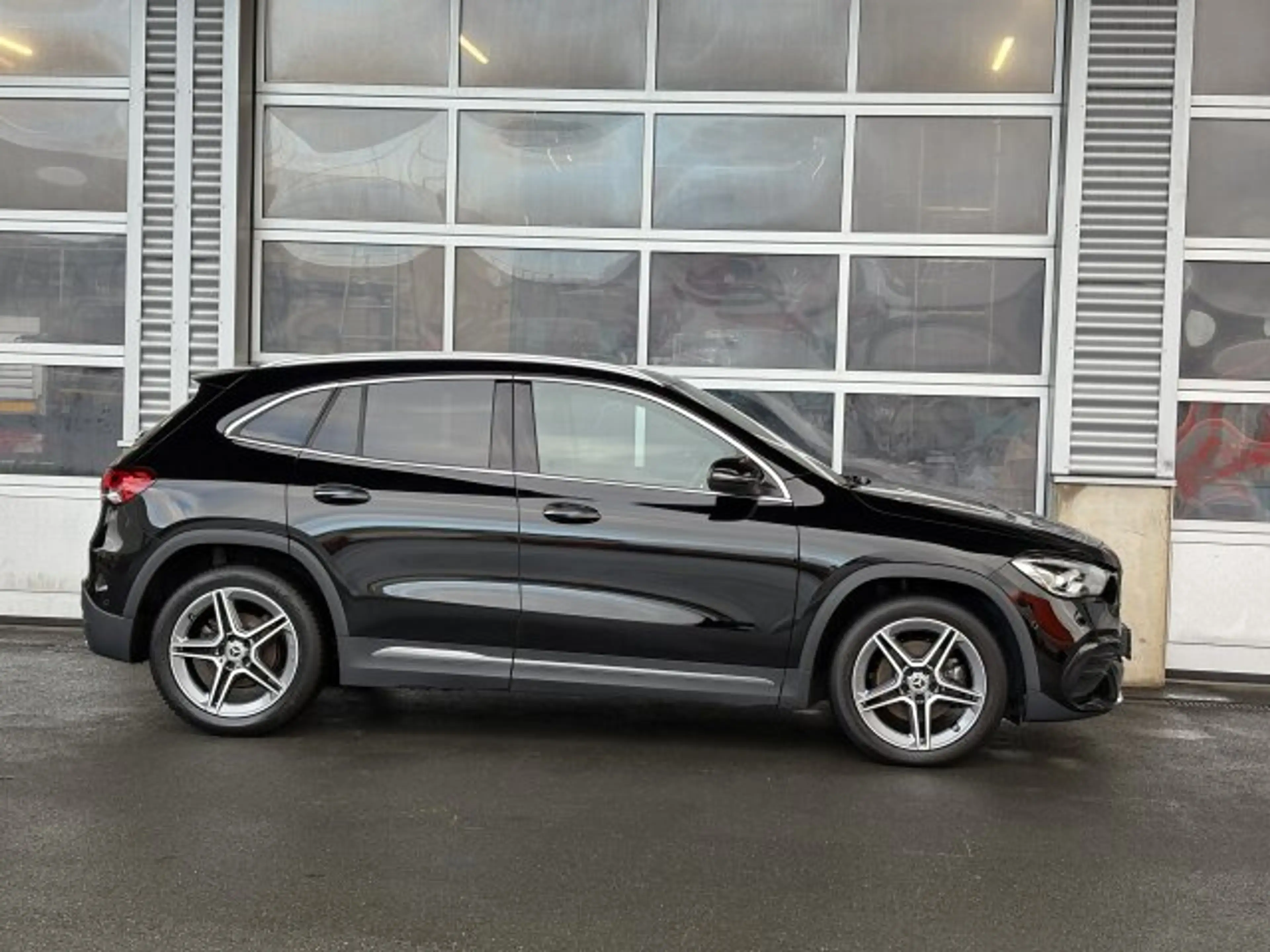 Mercedes-Benz GLA 200 GLA 200 AMG Advanced Plus LED Kamera KeylessGo — photo 6
