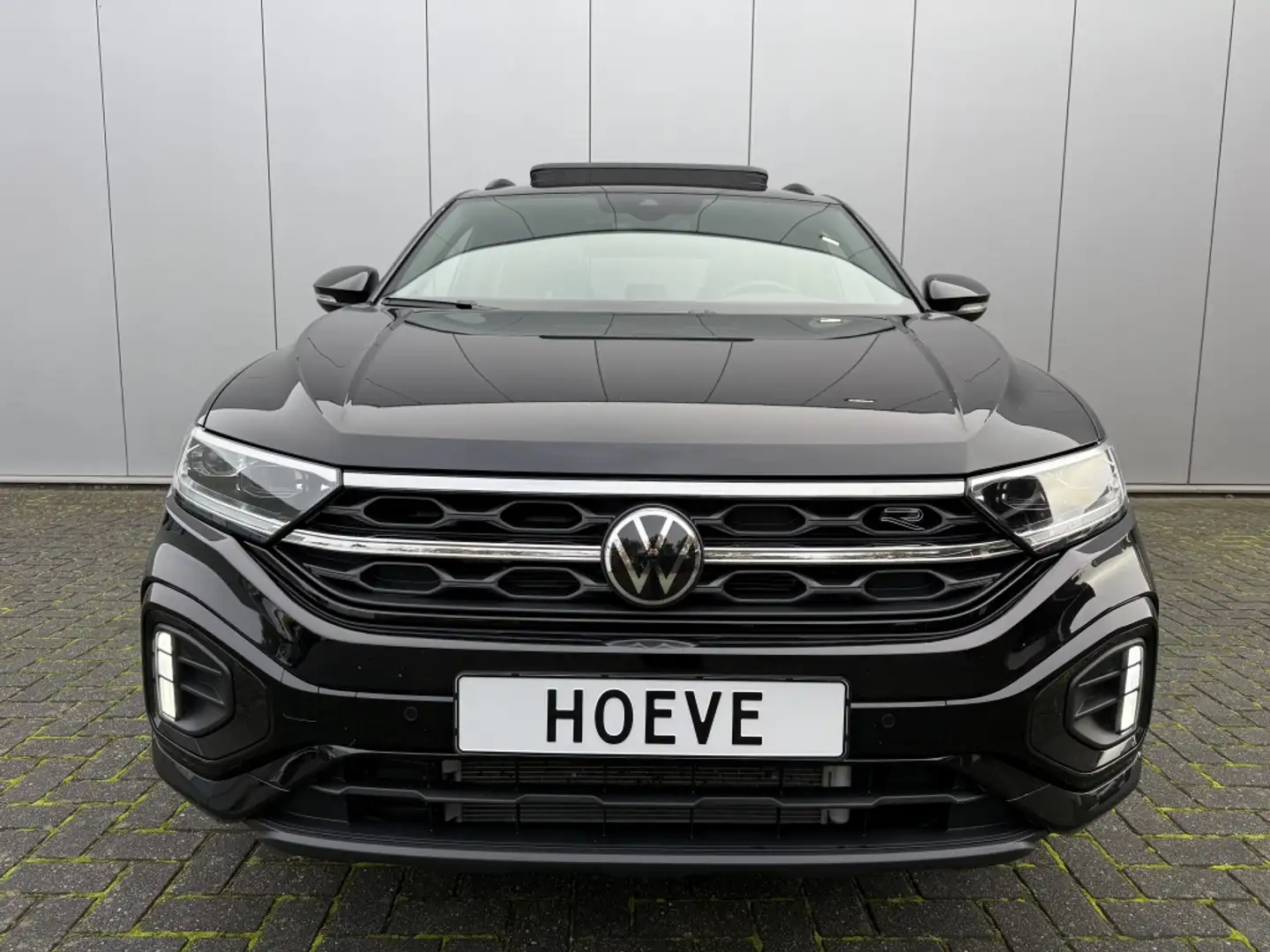 Volkswagen T-Roc 1.5 TSI R-Line blackstyle Carplay Camera Automaat Zwart - 2
