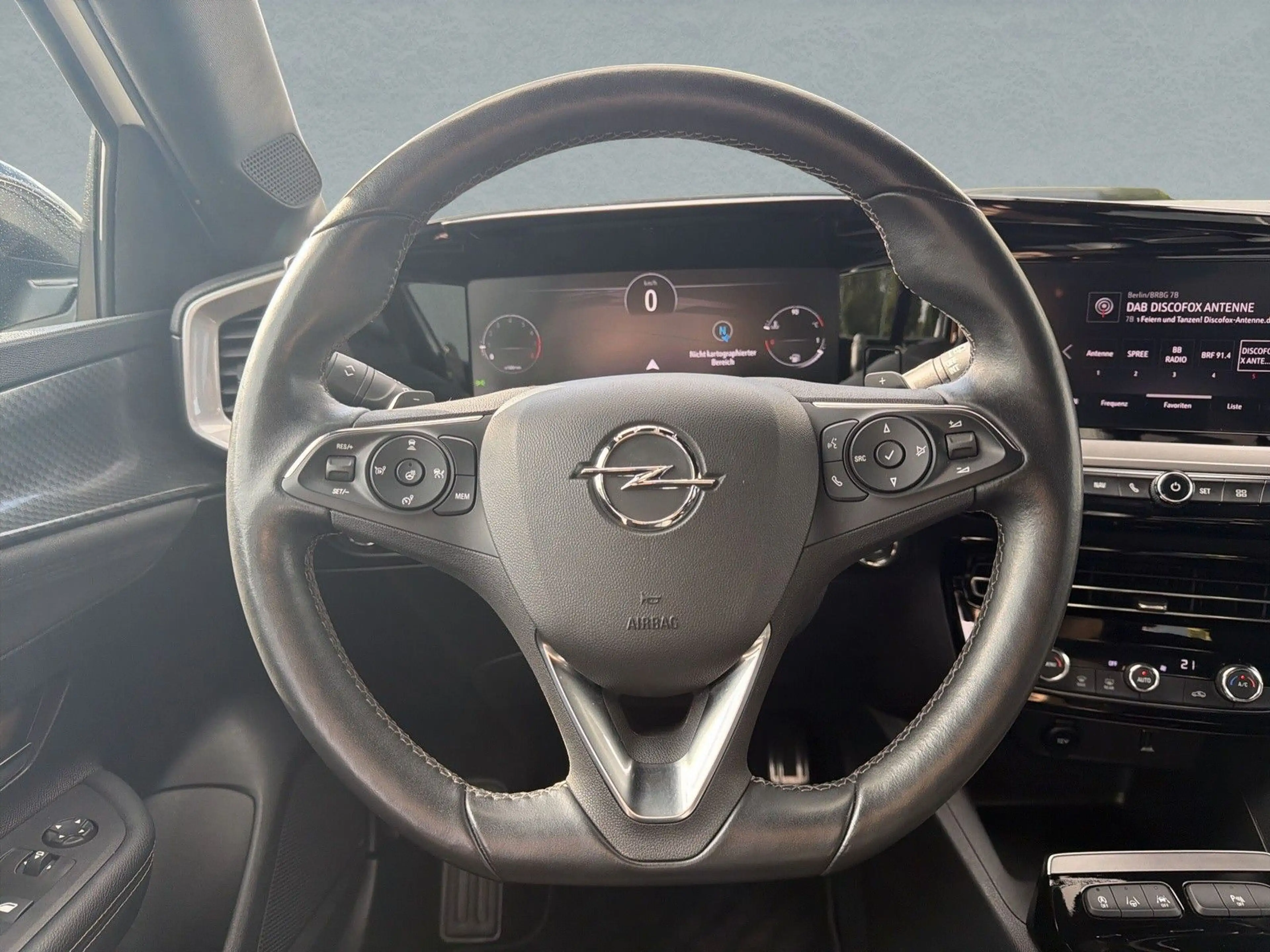 Opel Mokka Ultimate NAVI/MATRIX/180°RFK/LHZ/SHZ/ALCAN — photo 15
