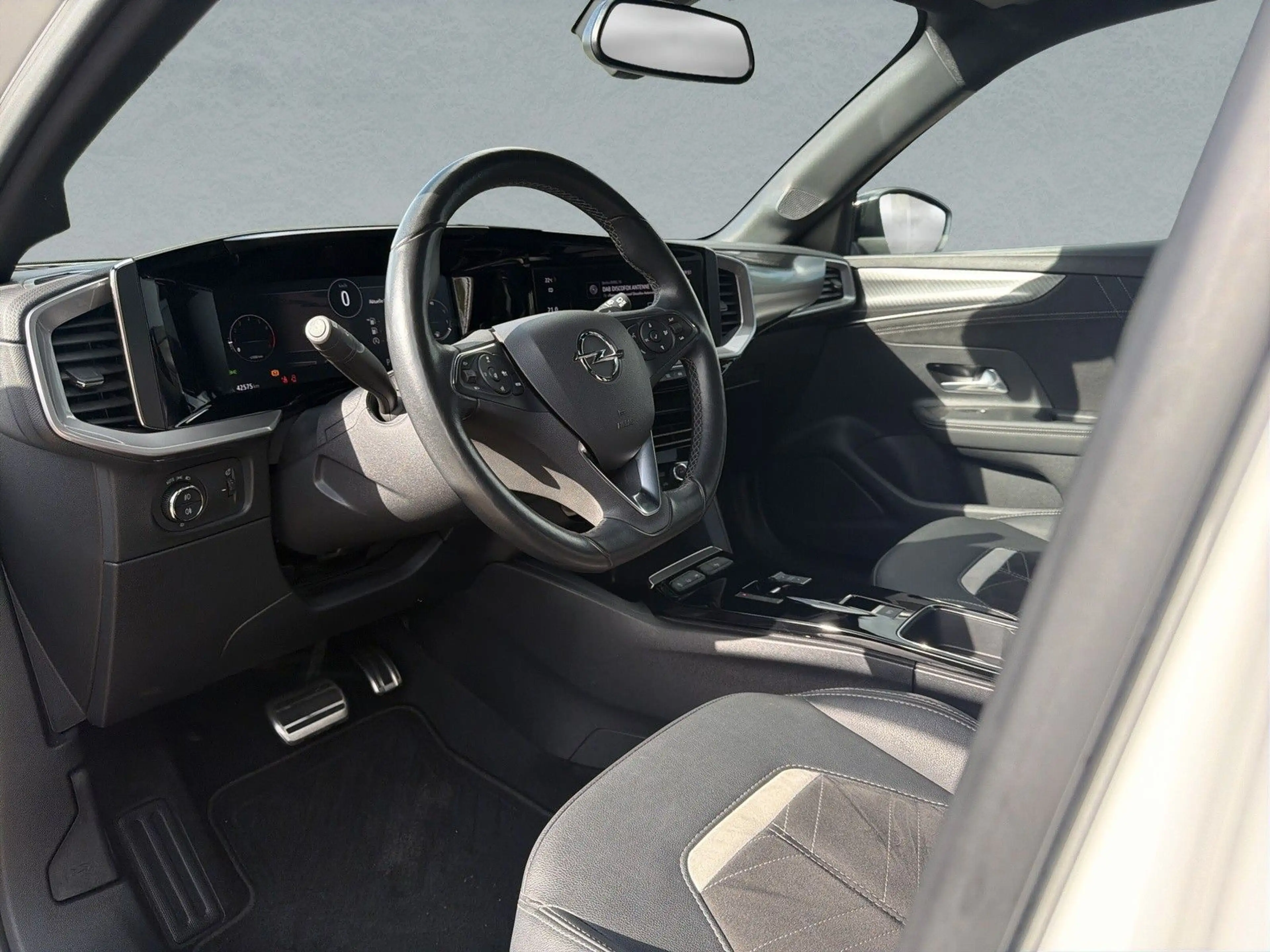 Opel Mokka Ultimate NAVI/MATRIX/180°RFK/LHZ/SHZ/ALCAN — photo 10