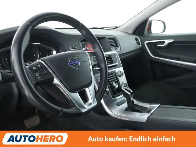 Volvo V60 view 11