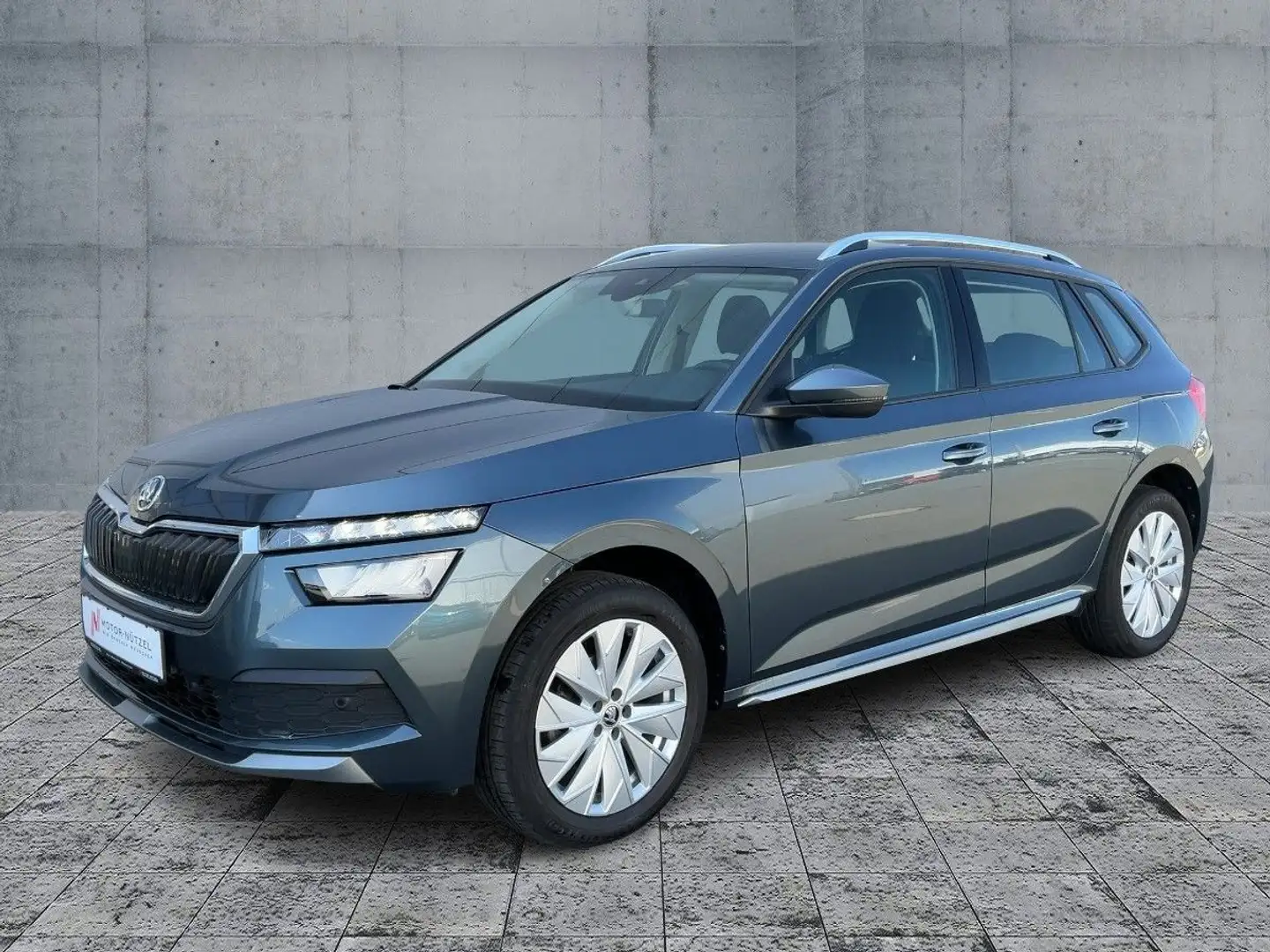 Skoda Kamiq 1.5 TSI STYLE LED+NAVI+SHZ+GRA+PDC+DAB+17" Grau - 2
