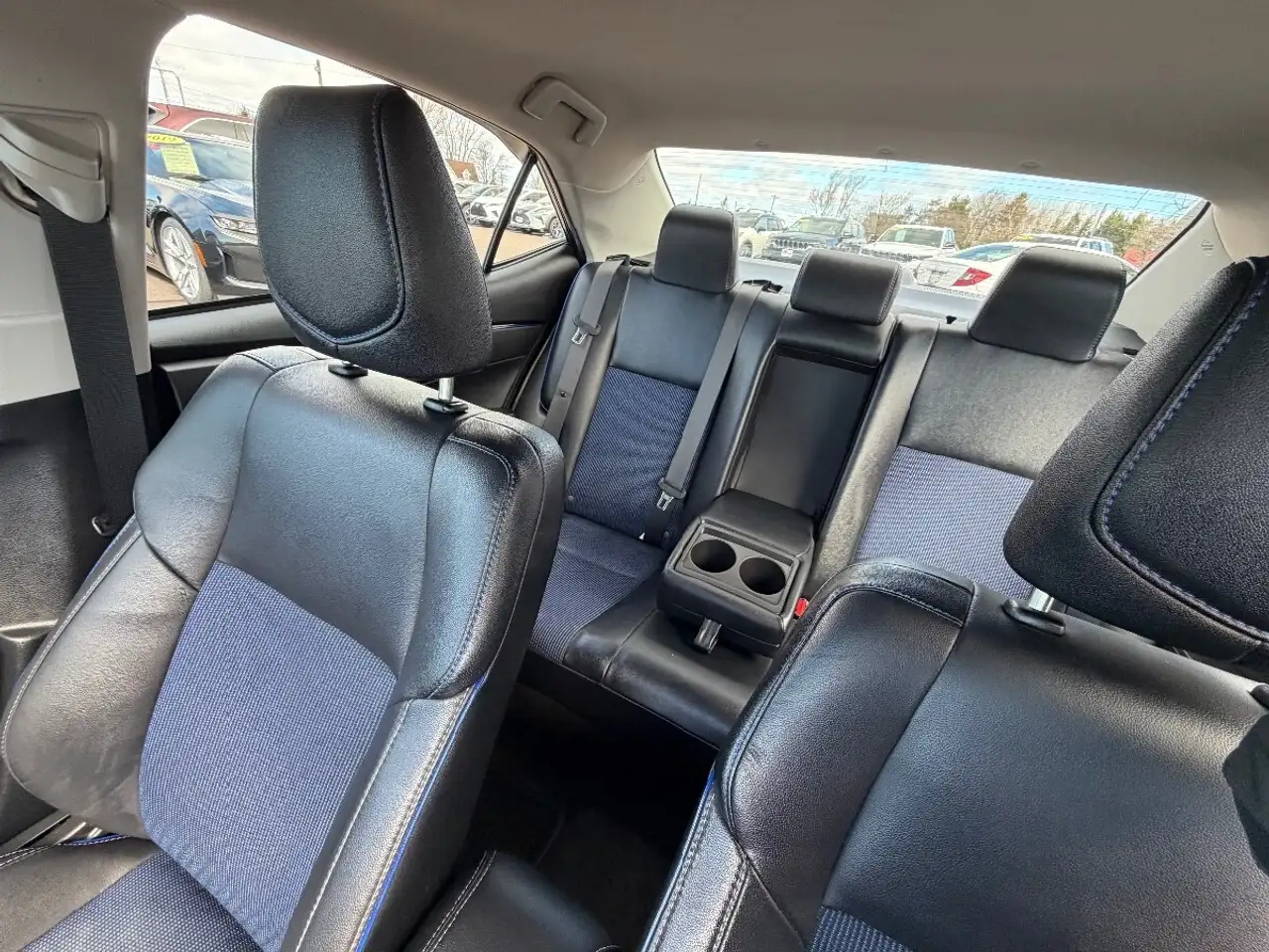 Toyota Corolla снимка Toyota Corolla