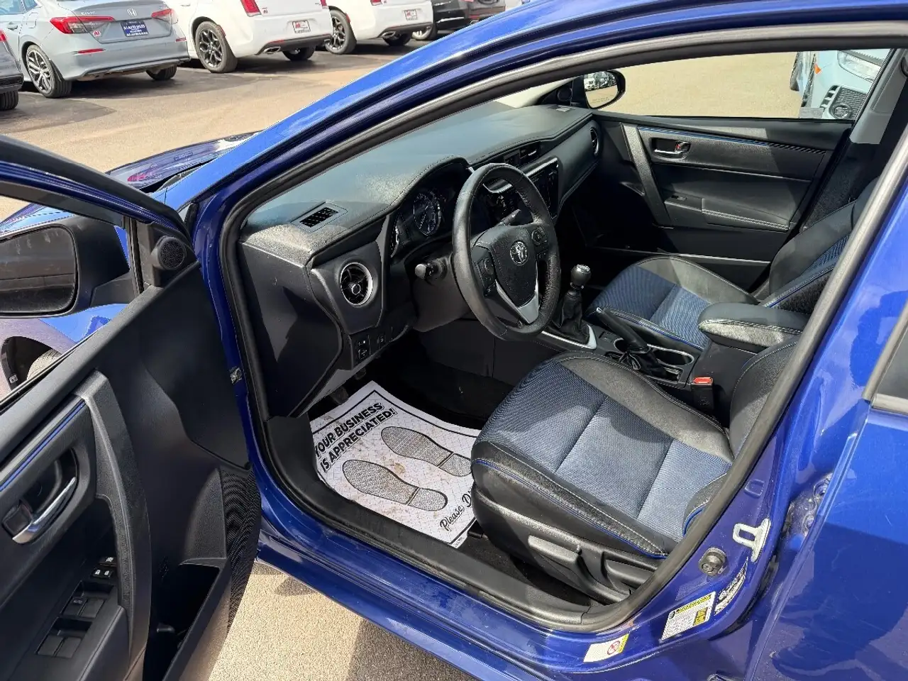 Toyota Corolla снимка Toyota Corolla