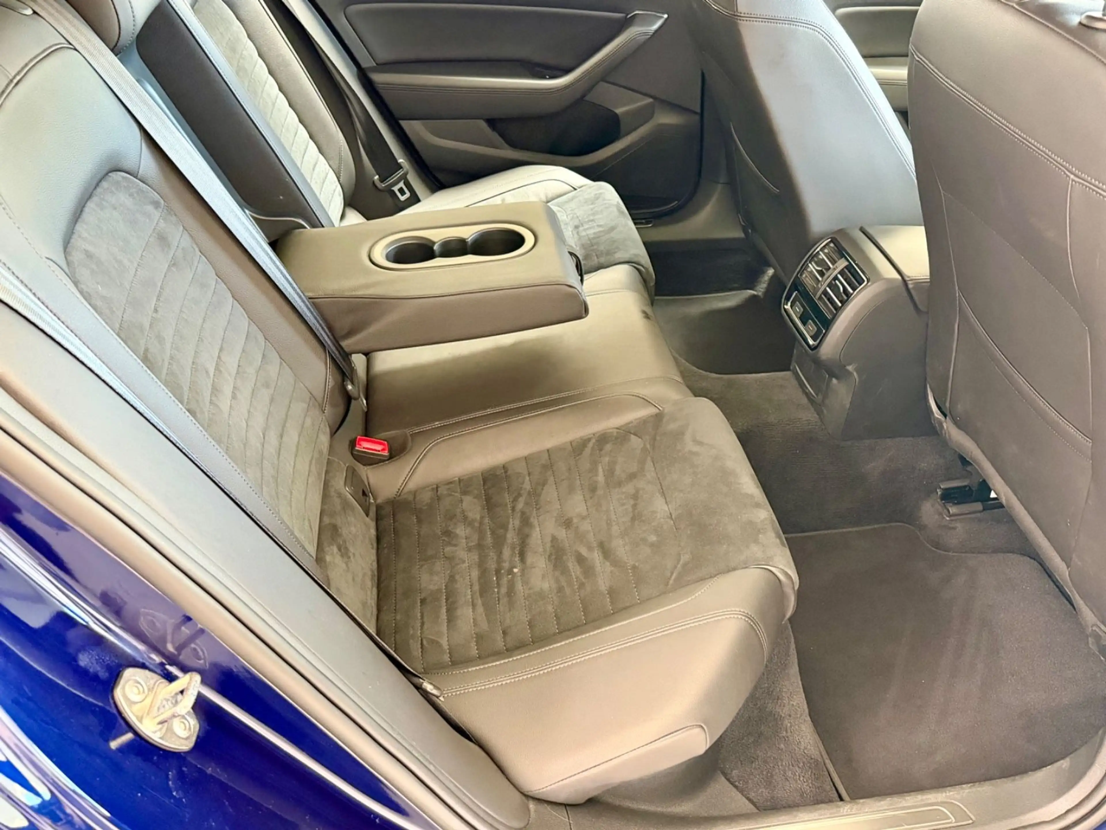 Volkswagen Passat Variant 1,4 GTE — photo 10