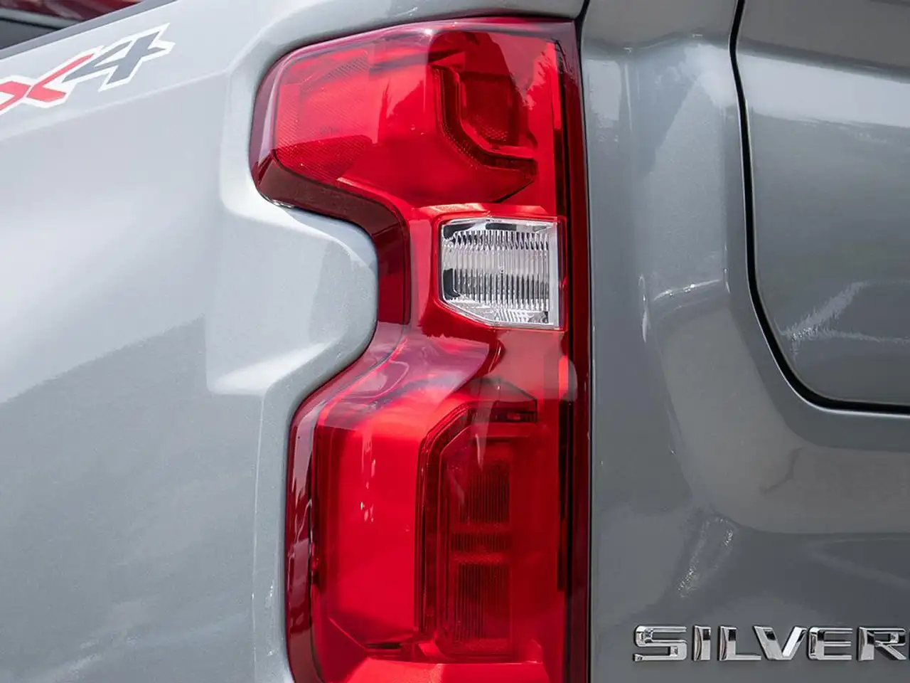 Chevrolet Silverado 1500 снимка Chevrolet Silverado 1500
