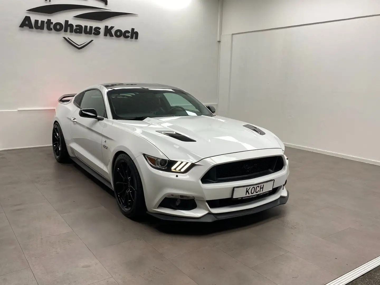 Ford Mustang MUSTANG 5.0 V8 #GT MIT BRACHIALEM AUFTRITT! Weiß - 1