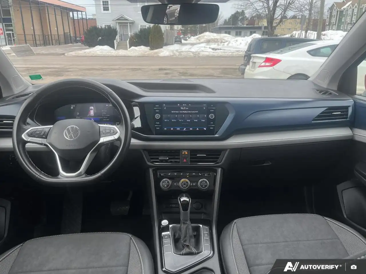 Volkswagen Taos снимка Volkswagen Taos