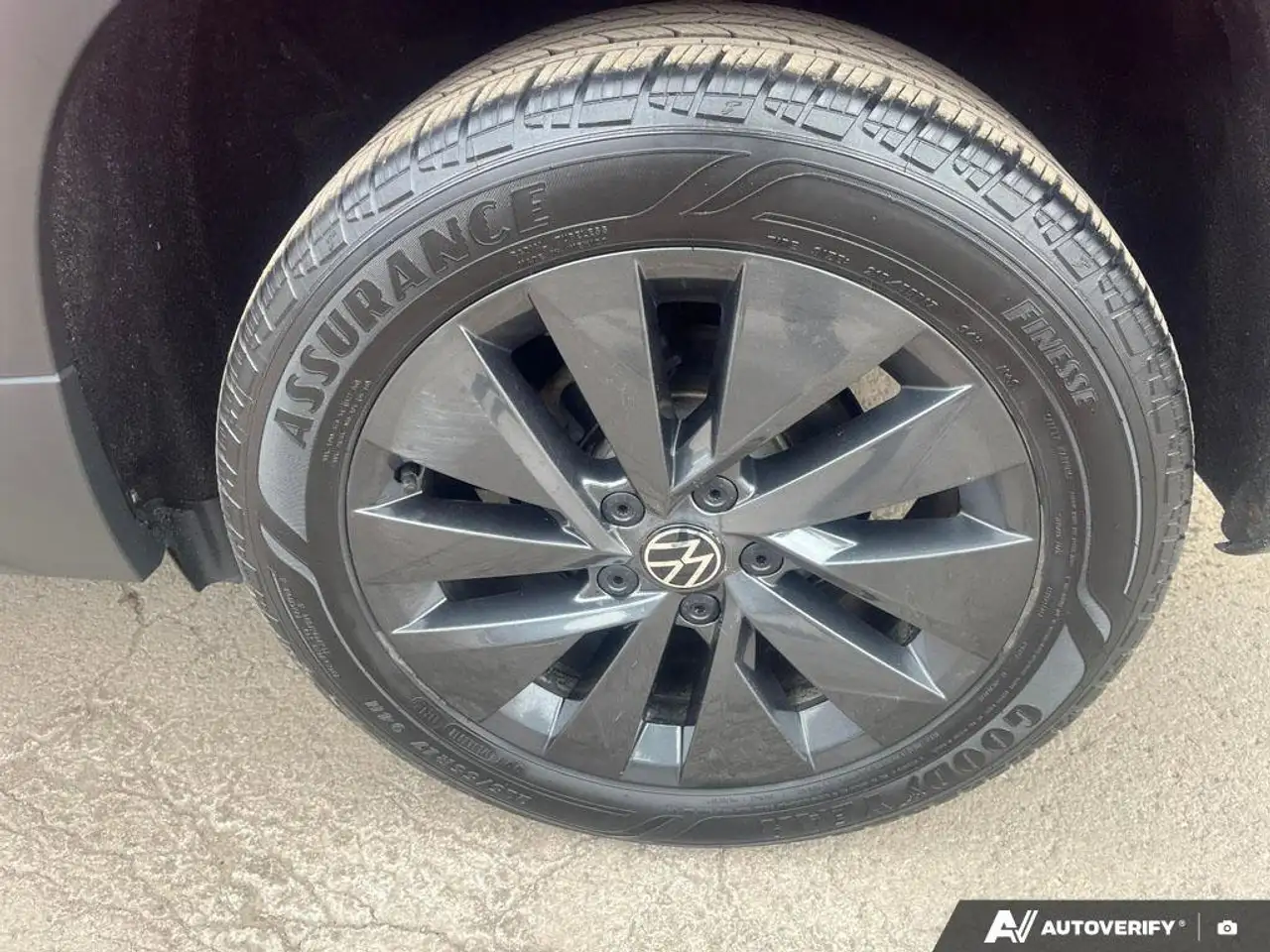 Volkswagen Taos снимка Volkswagen Taos