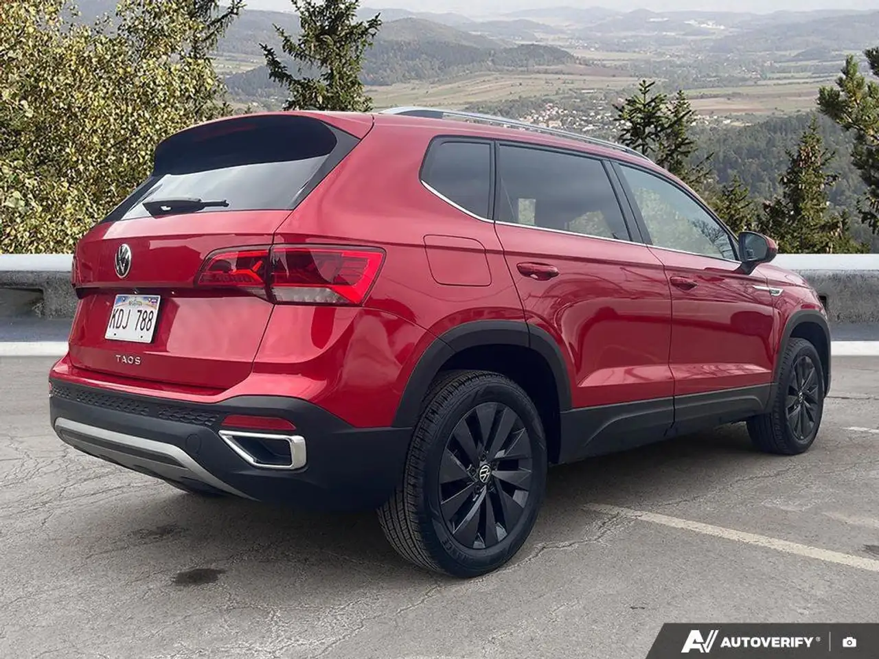 Volkswagen Taos снимка Volkswagen Taos