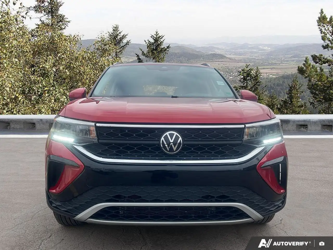 Volkswagen Taos снимка Volkswagen Taos