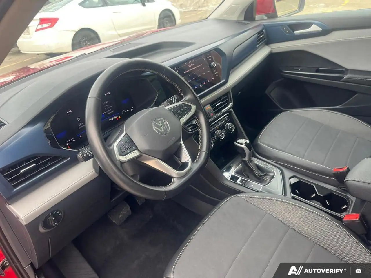 Volkswagen Taos снимка Volkswagen Taos
