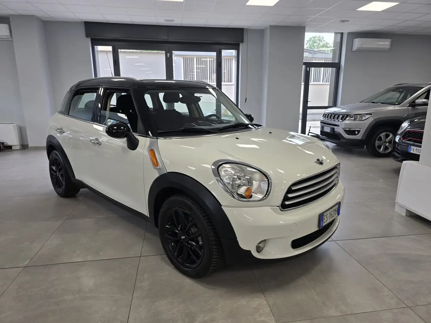 MINI Cooper Countryman Mini 2.0 Cooper D Countryman Automatica Blanco - 2