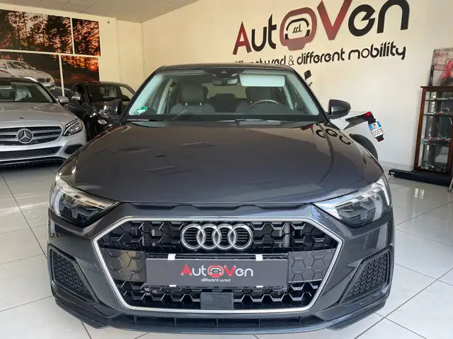 Audi A1 A1 Sportback 25 1.0 tfsi Admired