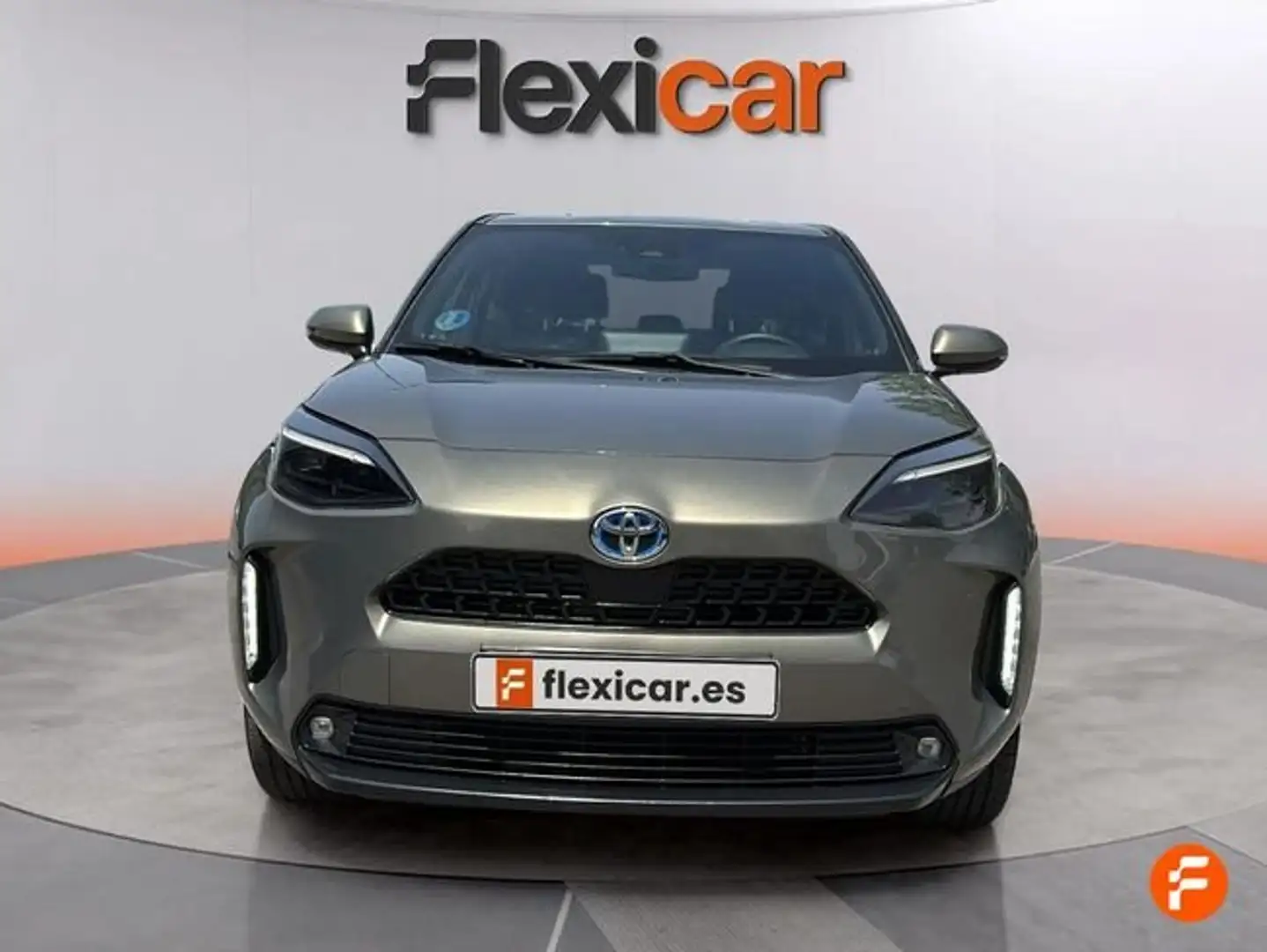 Toyota Yaris Cross 120H Active Tech Verde - 2