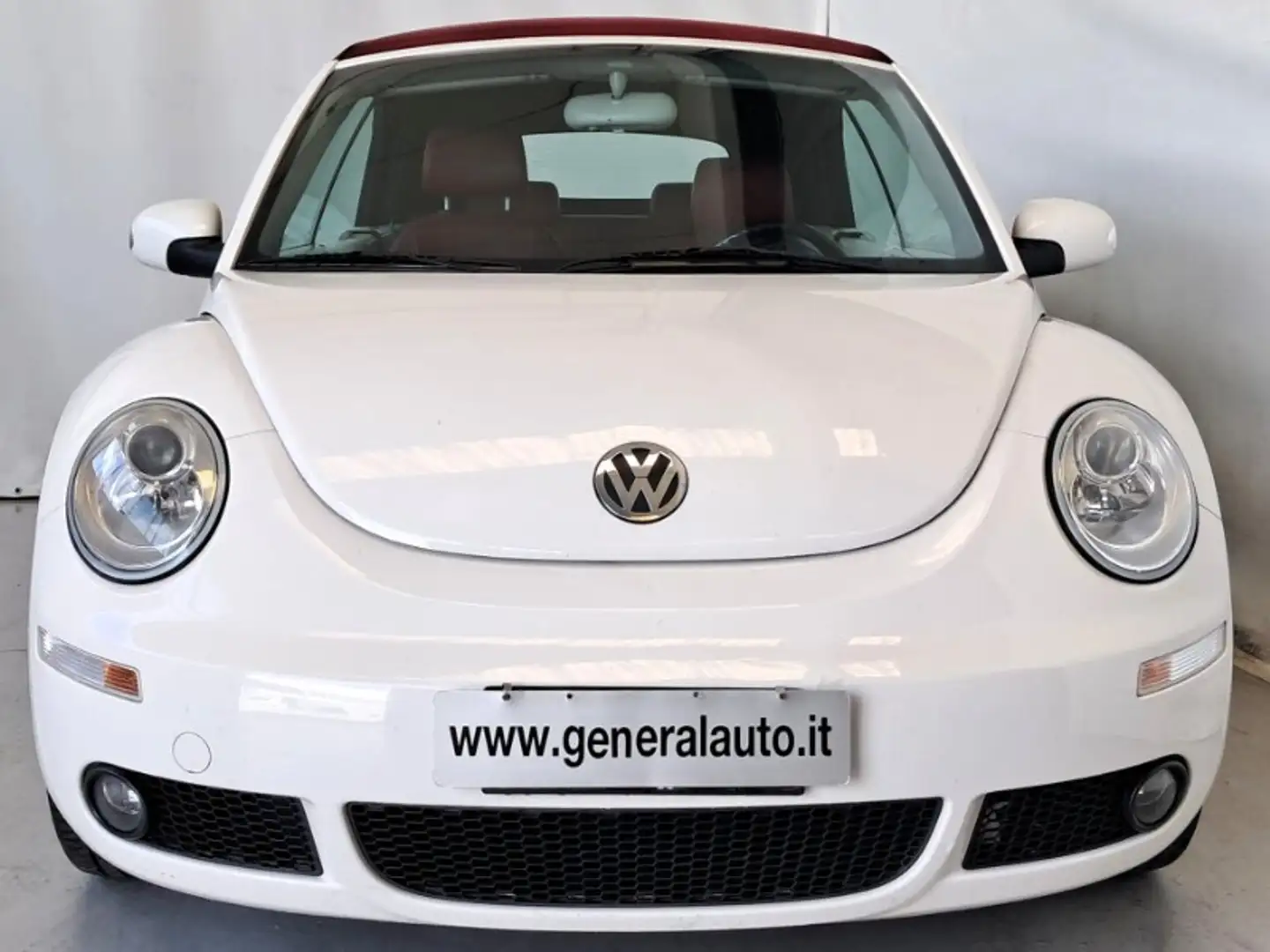 Volkswagen New Beetle 1.9 TDI 105 Cabrio Lim. Red Edt. Bianco - 1