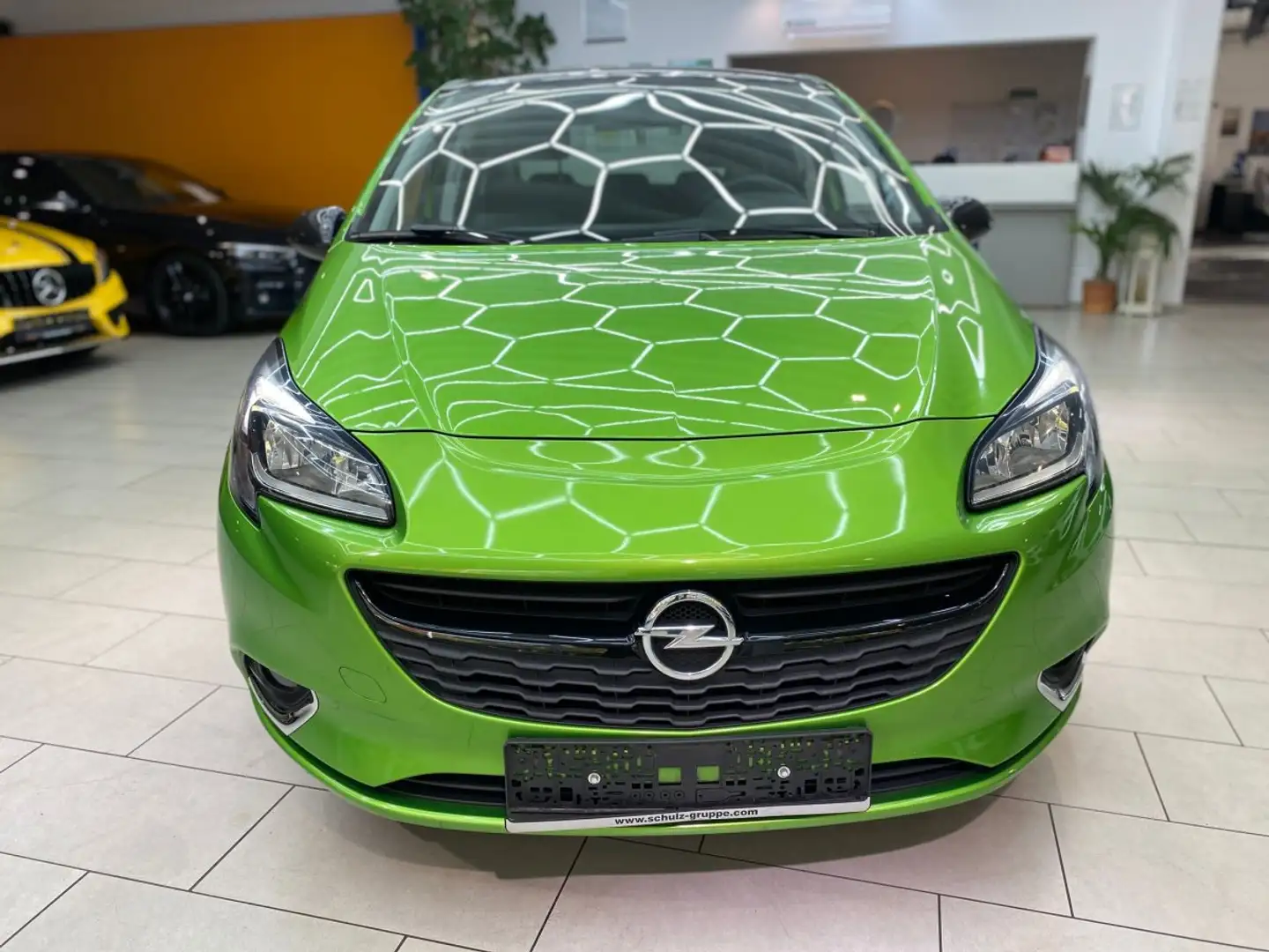 Opel Corsa 1.4 Color Edition Klima Tempo PDC (Hinten) Sitzhzg Grün - 2