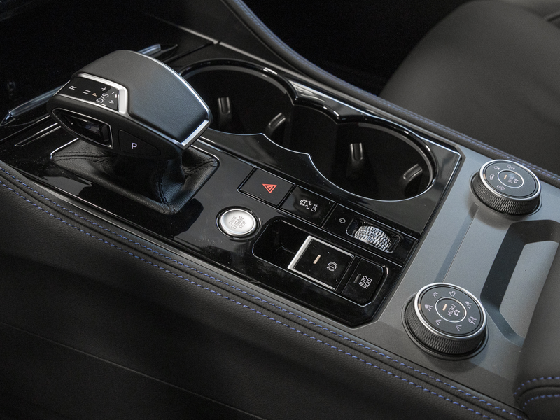 Volkswagen Touareg 3,0 TSI R eHybrid 0,5% Dienstw. LUFTF. AHK DYNA... — photo 8