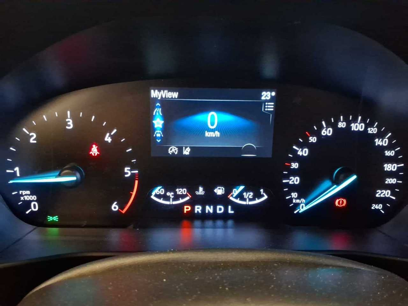 Ford Focus 1.5 EcoBlue Titanium AHK SpoSi Key — photo 10