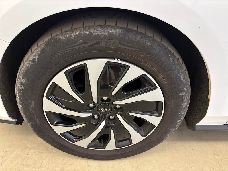 Ford Focus 1.5 EcoBlue Titanium AHK SpoSi Key — photo 12
