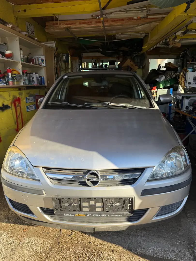 Opel Corsa Corsa 1,2 16V Basis Paket Basis Paket Grau - 1