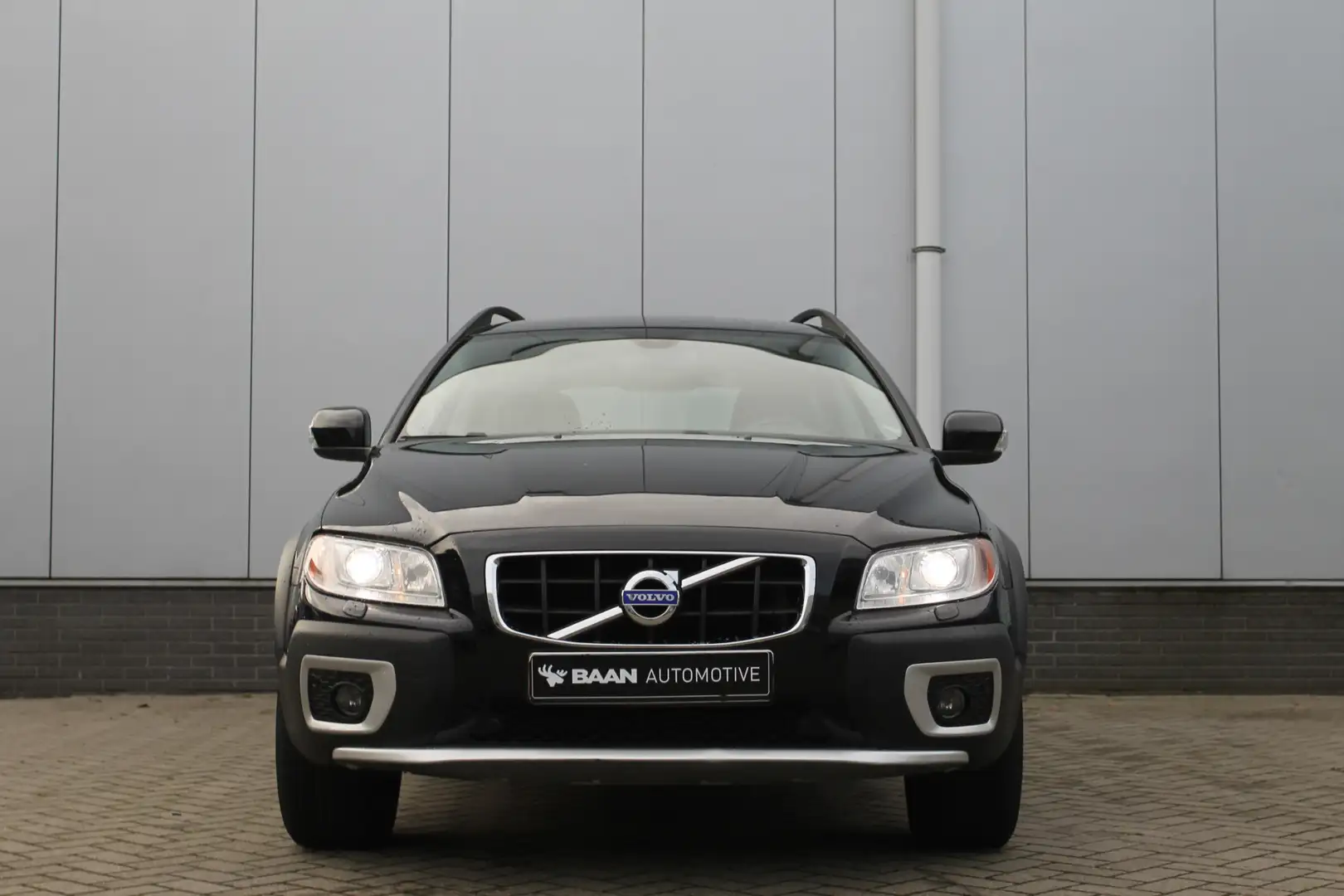 Volvo XC70 2.0 D3 FWD Summum | Navi | Stoelverwarming | Trekh Negro - 2