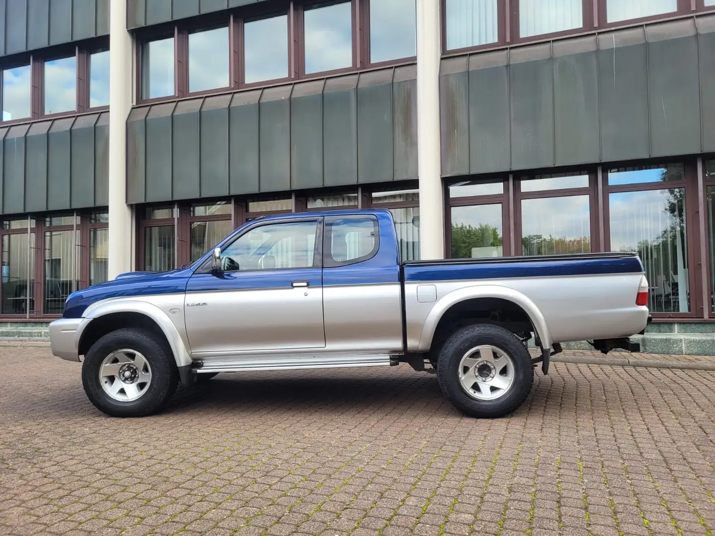 Mitsubishi L200 L200 Pick Up 4x4 Magnum Nur 125 Tkm-DPF-AHK ! - 1