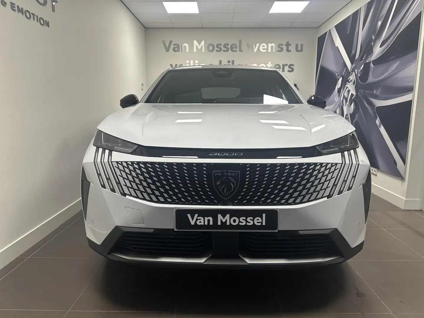 Peugeot 3008 1.2 Hybrid 136 Allure | Automaat | Navi | Camera | Wit - 2