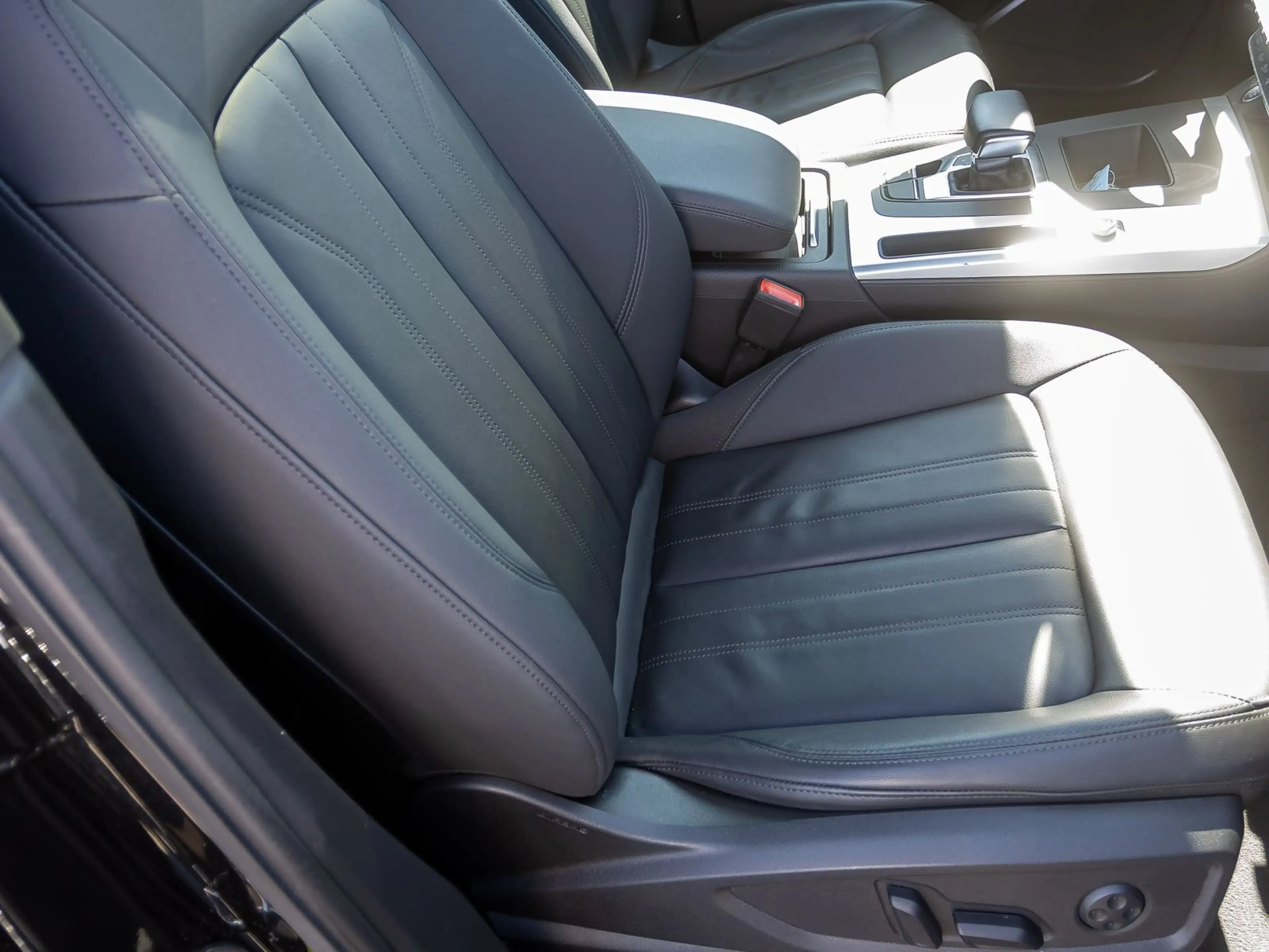 Audi Q5 advanced 40TDI qu. Stronic LED AHK — photo 26
