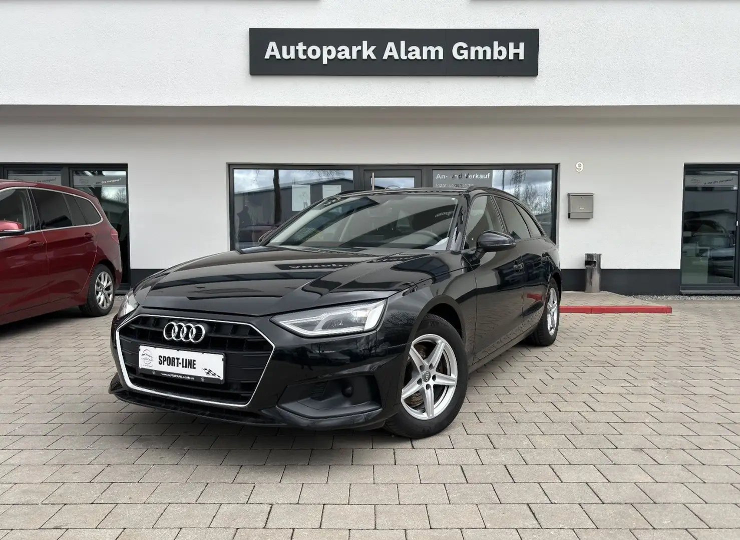 Audi A4 Avant 35 TDI S-Tronic Navi LED DAB Lane Alu Noir - 1