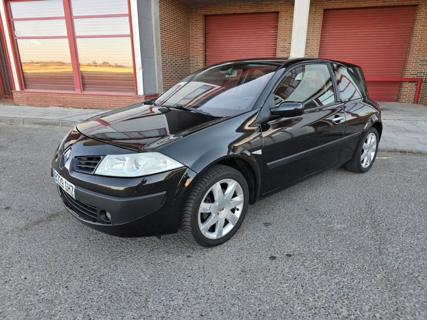 Renault Megane 1.9dCi Dynamique Negro - 1