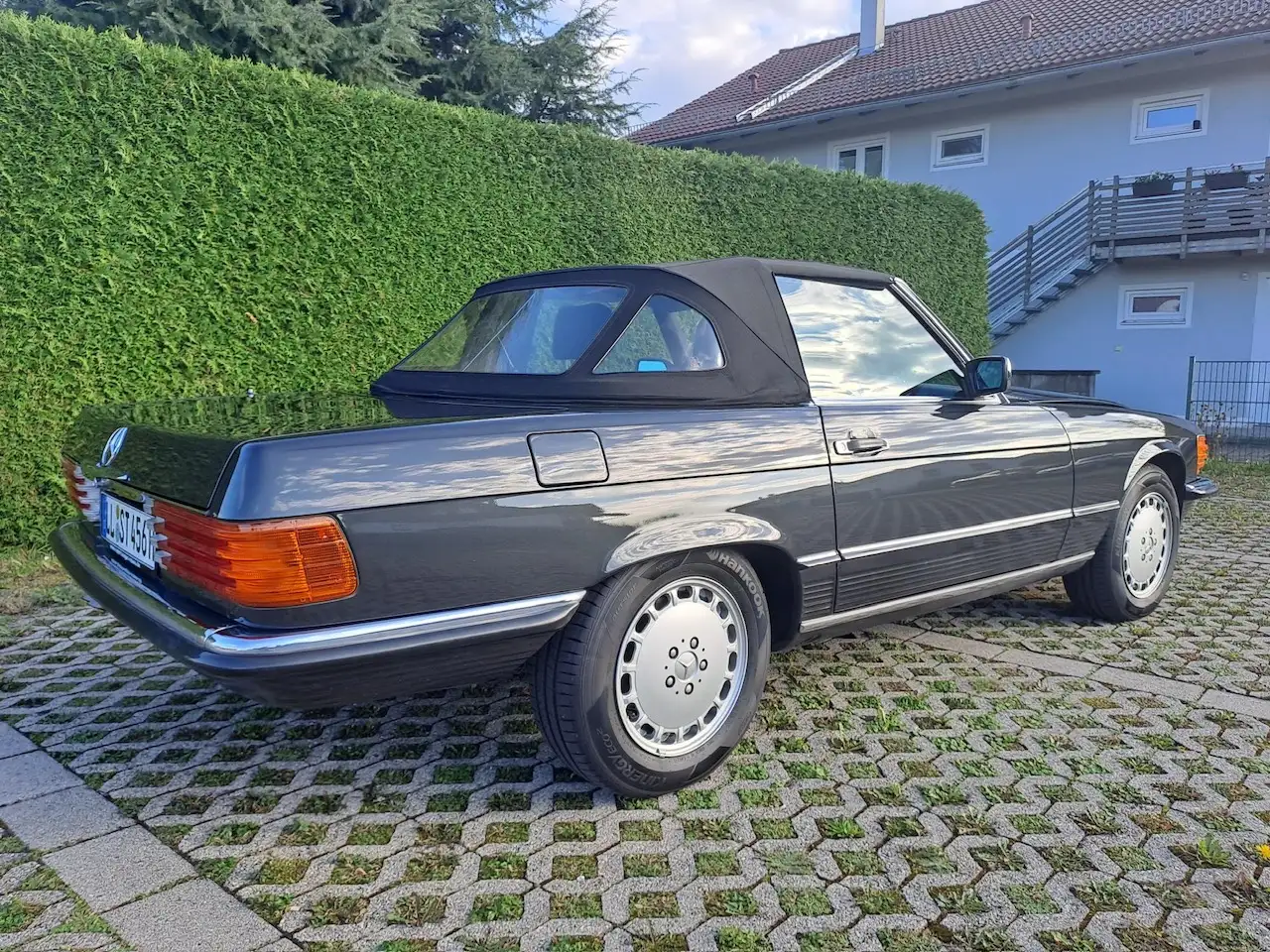 Mercedes-Benz SL 300 R 107, foto 2
