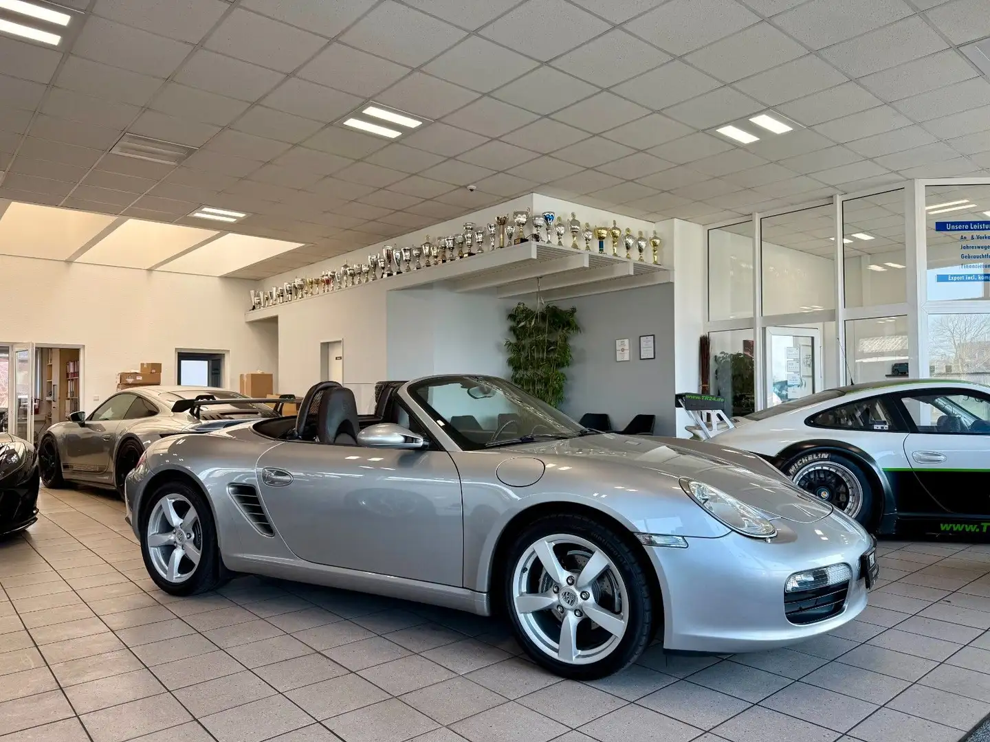 Porsche Boxster Xenon/PCM-Navi/18Zoll/Vollleder/BRD Silber - 1