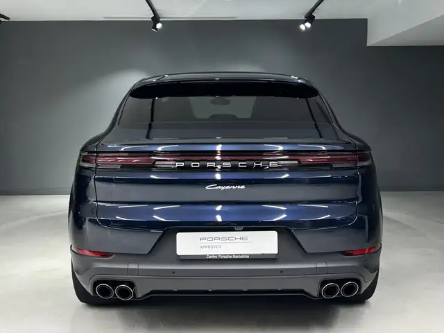 Porsche Cayenne view 4