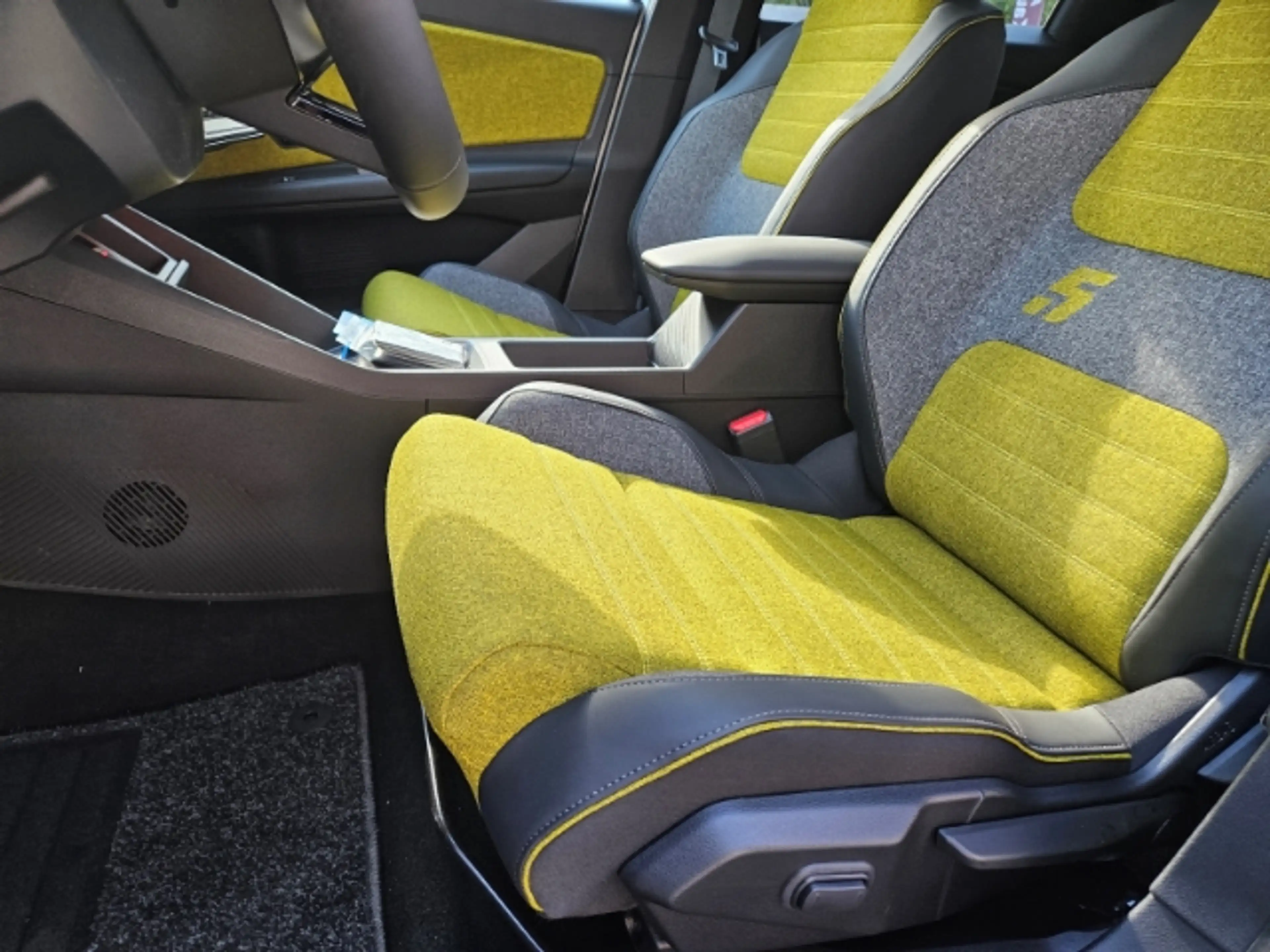 Renault R 5 Electric 120 Urban Range Iconic Five — photo 15