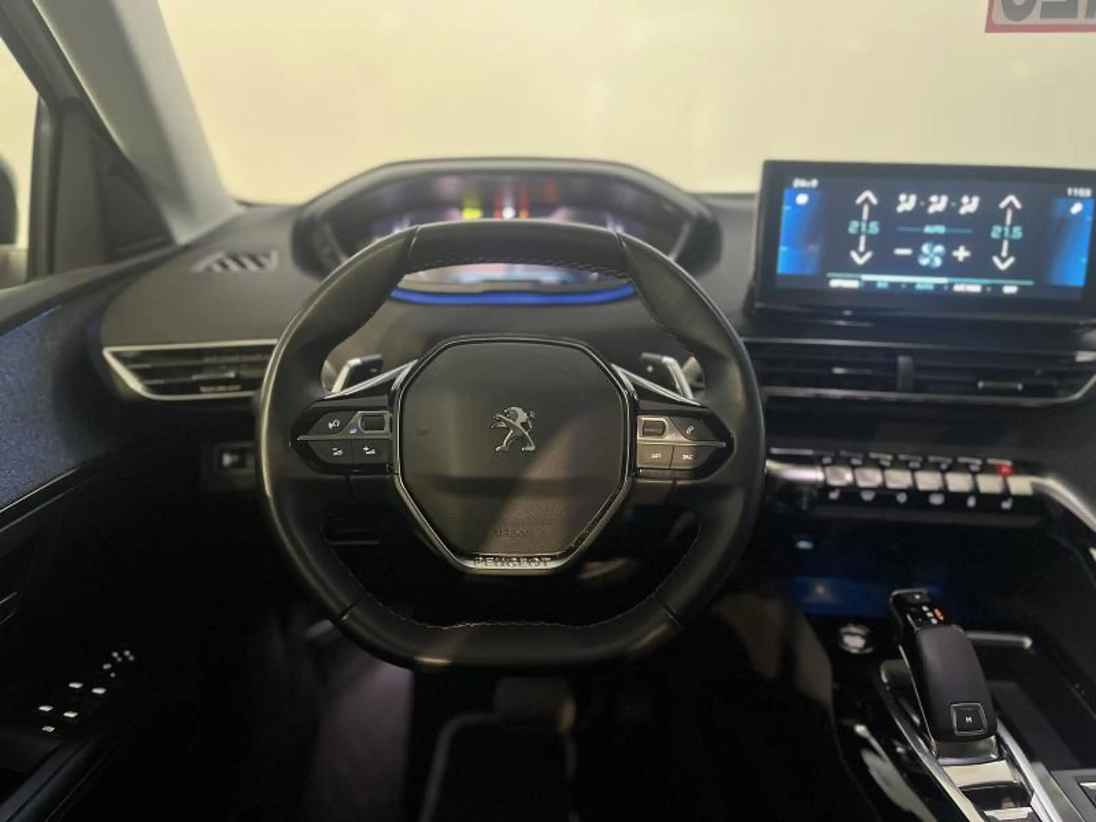 Peugeot 3008 ALLUREPACK — photo 9