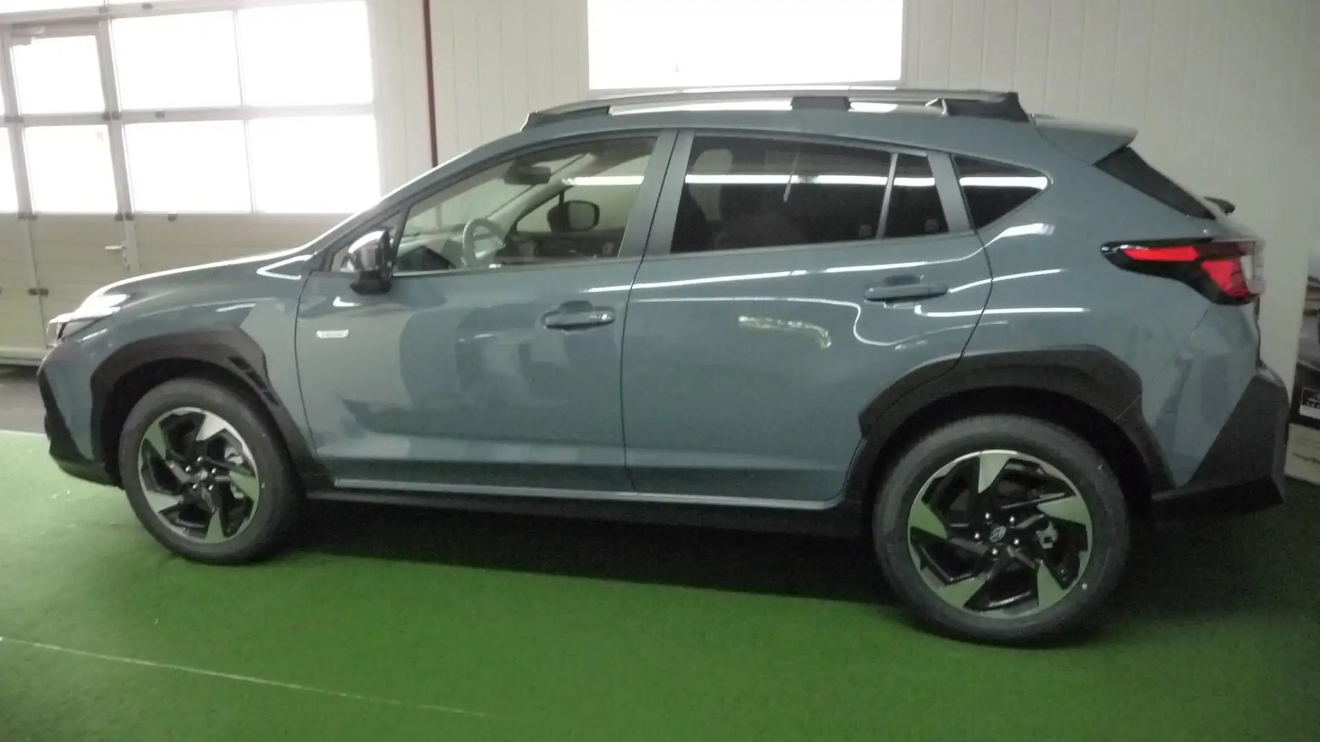 Subaru Crosstrek 2.0ie Lineartronic Comfort Blau - 2