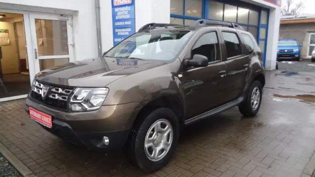 Dacia Duster 1.6 SCe 115 4x2 Ambiance 2. Hand MAL SH