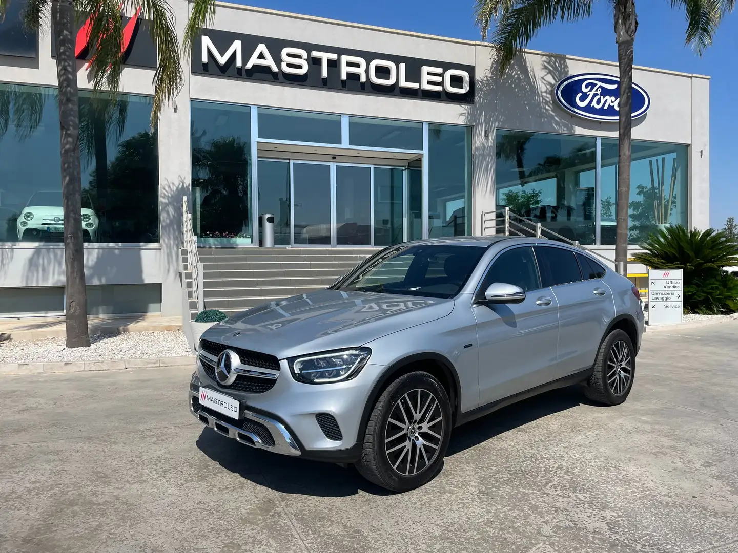 Mercedes-Benz GLC 300 GLC Coupe  de phev (eq-power) Business 4matic auto Argento - 2