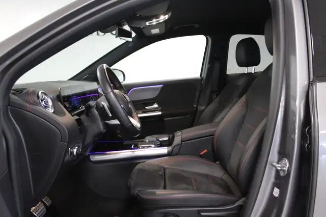 Mercedes-Benz Eqa view 3