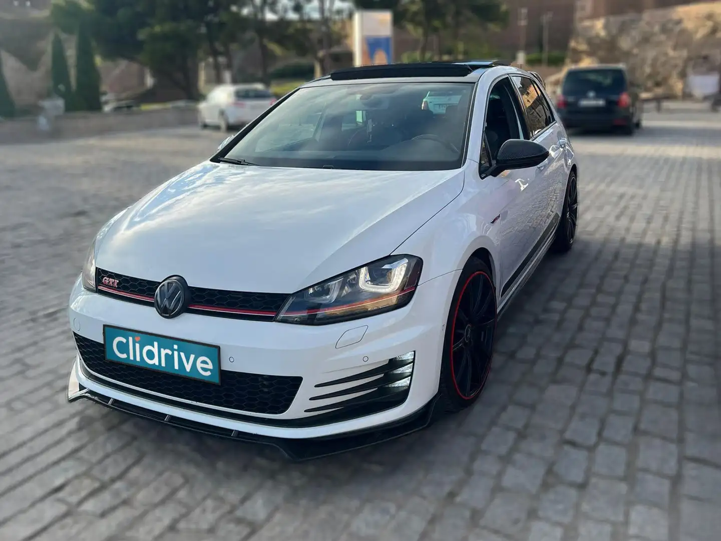Volkswagen Golf GTI 2.0 TSI Performance DSG 230 Білий - 2
