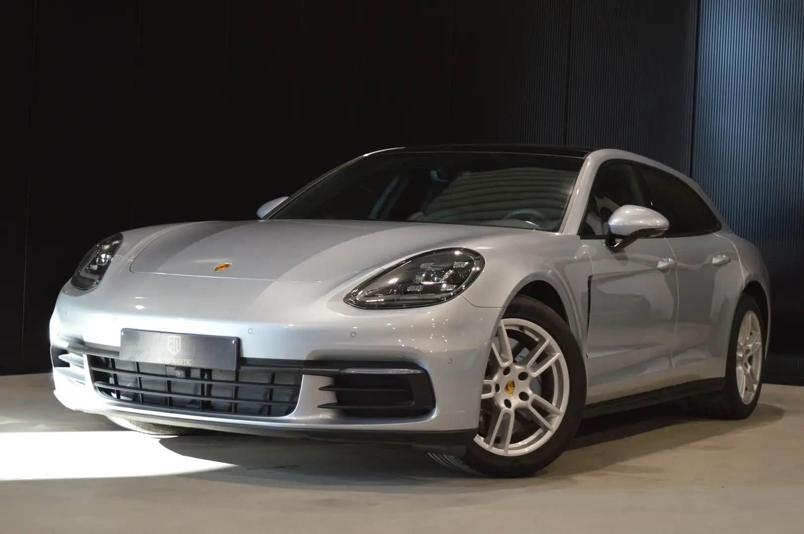 Porsche Panamera 4 Sport Turismo 3.0 V6 Turbo 1 HAND Argent - 1