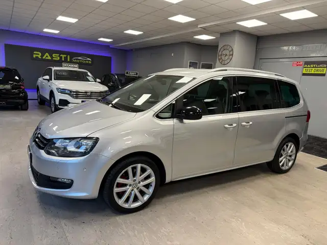 Volkswagen Sharan Sharan II 2010 2.0 tdi Highline dsg