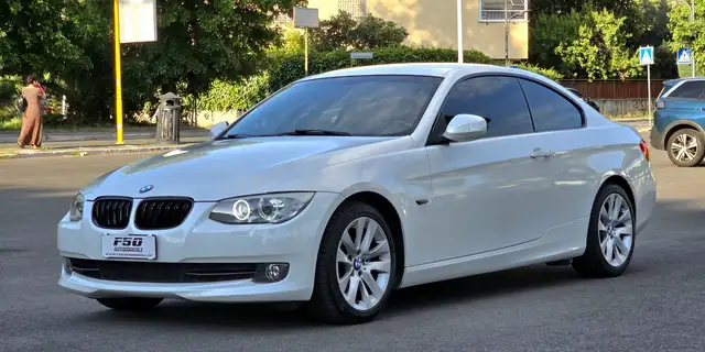 BMW 330 330d Coupe Futura Automatica 245cv Full